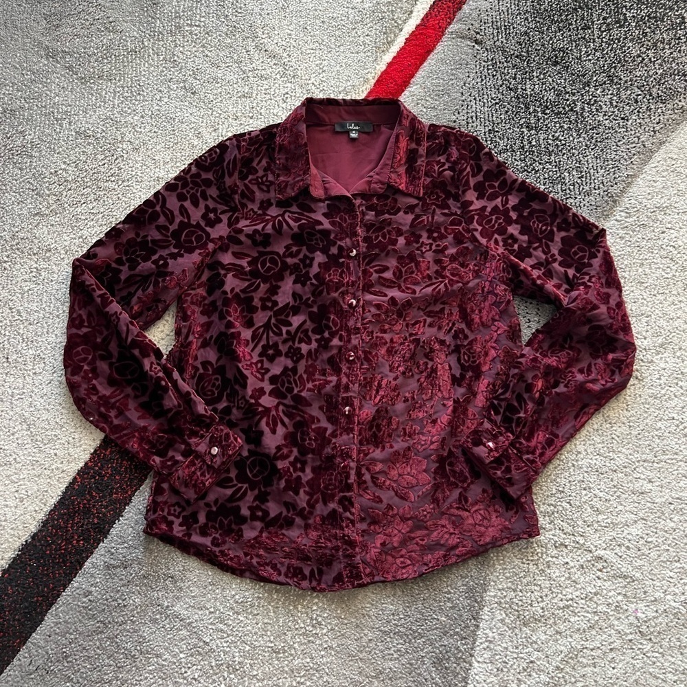 Lulu’s Burgundy Floral Embroidered Embossed Shirt
